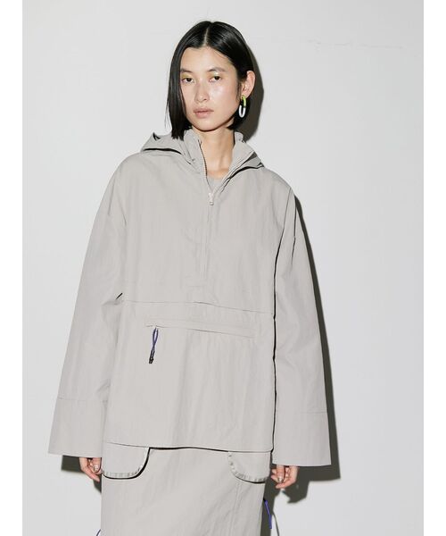 UN3D.（アンスリード）の「アノラックトップ（マウンテンパーカー・レディース・ブラック/グレー・36/38）」の4枚目の写真