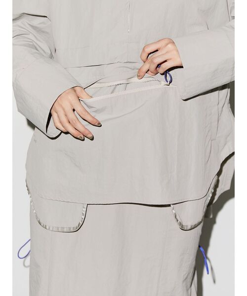 UN3D.（アンスリード）の「アノラックトップ（マウンテンパーカー・レディース・ブラック/グレー・36/38）」の11枚目の写真