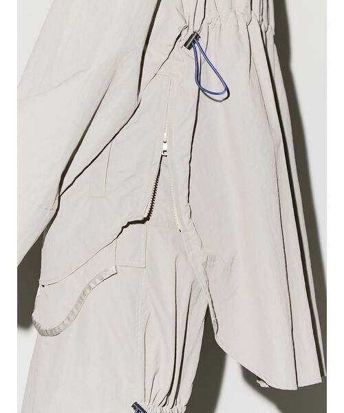 UN3D.（アンスリード）の「アノラックトップ（マウンテンパーカー・レディース・ブラック/グレー・36/38）」の10枚目の写真