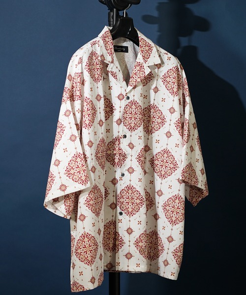 unrelaxing（アンリラクシング）の「ビッグシルエット総柄開襟アロハシャツ（シャツ/ブラウス・メンズ・その他21/オフホワイト/ホワイト×グレー/ホワイト×ピンク/ホワイト系その他2/ホワイト系その他4/ホワイト系3/ホワイト系5/ブラック×ブラック/ブラック系その他/ブラック×パープル/ダークブラック/ブラック×ブルー/ブラック×ピンク/ブラック系その他3/ブラック系その他5/ブラック系2/ブラック系4/ライトグレー系1/ライトグレー系3/アッシュグレー/グレー系その他6/ライトブラウン/ブラウン系その他2/ブラウン系3/クリーム/ナチュラル/ベージュ系その他3/ベージュ系その他5/ベージュ系1/ベージュ系3/アイボリー系/アイボリー系7/アイボリー系9/その他12/ダークグリーン系8/カーキ系2/グリーン系1/グリーン系3/ライトグリーン系/ライトグリーン系7/ブルー/スカイブルー系1/スカイブルー系3/スカイブルー系8/ブルー系その他7/ネイビー系/ネイビー系2/ネイビー系7/ブルー系2/ブルー系4/パープル系その他3/パープル系2/イエロー系2/イエロー系4/ピンク系6/ワイン系/その他4/その他7/その他9/B/G/I/アイボリー/ホワイト×レッド/ホワイト×ブルー/ホワイト×ブラック/ホワイト系その他5/ホワイト系その他6/ホワイト系その他7/ホワイト系/ホワイト系1/ホワイト系2/ブラック/ブラック×レッド/ブラック×グリーン/ブラック系その他2/ブラック系5/ブラック系6/ブラック系7/ブラック系8/ブラック系9/グレー系その他/グレー系2/グレー系3/グレー系4/チョコ/ブラウン系その他/ブラウン系その他4/ブラウン系/ブラウン系1/ブラウン系2/アイボリー系2/アイボリー系3/アイボリー系4/アイボリー系5/ダークグリーン系9/オリーブ系/オリーブ系1/その他14/その他15/その他16/ライトグリーン系2/ライトグリーン系3/ライトグリーン系4/ライトグリーン系5/ライトグリーン系6/サックスブルー/ライトブルー/ブルー系その他2/ブルー系その他3/ブルー系その他4/ブルー系その他5/ブルー系その他6/ネイビー系3/ネイビー系4/ネイビー系5/ネイビー系6/その他17/パープル系3/パープル系5/イエロー系6/イエロー系7/ピンク系その他/レッド系/レッド系1/レッド系2/レッド系3/その他/その他6/K/L/M/N/イエロー系8/ブルー系6/その他18/ホワイト/ライトホワイト/ホワイト系その他/ホワイト×パープル/ホワイト系その他3/ホワイト系4/ホワイト系6/ブラック×ホワイト/ライトブラック/ブラック×カーキ/ブラック×ベージュ/ブラック系その他4/ブラック系その他6/ブラック系1/ブラック系3/ライトグレー/ライトグレー系/グレー系その他7/グレー系1/ブラウン/ダークブラウン/ブラウン系その他3/ベージュ系その他/ベージュ系その他2/ベージュ系その他4/ベージュ系/ベージュ系2/アイボリー系1/アイボリー系6/アイボリー系8/ライトグリーン/グリーン/ダークグリーン系/その他13/ダークグリーン系7/グリーン系/グリーン系2/ライトグリーン系1/ライトグリーン系8/ダークネイビー/スカイブルー系/スカイブルー系2/スカイブルー系9/ネイビー系1/ネイビー系8/ブルー系3/ブルー系5/パープル系その他/パープル系その他2/パープル系1/イエロー系3/イエロー系5/ピンク/ピンク系/ピンク系5/ピンク系7/レッド系4/ワイン系1/その他8/その他10/A/H/J/O/その他19/ホワイト系7/ホワイト系8/ホワイト系9/クリアブラック/ブラックミックス/ブラック×イエロー/ブラック×グレー/ブラック系その他7/ブラック系/ライトグレー系4/ライトグレー系5/ライトグレー系6/グレー系その他2/グレー系その他3/グレー系その他4/グレー系その他5/その他11/モカ/ベージュ/ベージュ系その他6/ベージュ系その他7/ベージュ系4/ミント/ダークグリーン系1/ダークグリーン系2/ダークグリーン系3/ダークグリーン系4/カーキ系/カーキ系1/グリーン系その他/グリーン系その他2/グリーン系その他3/グリーン系4/グリーン系5/グリーン系6/グリーン系7/インディゴブルー/コバルトブルー/ダークブルー/ネイビー/スカイブルー系4/スカイブルー系5/スカイブルー系6/スカイブルー系7/ブルー系その他/ブルー系/ブルー系1/パープル/イエロー/イエロー系/イエロー系1/ピンク系1/ピンク系2/ピンク系3/ピンク系4/ローズ系/その他1/その他2/その他3/その他5/C/D/E/F/ローズ系1/ブルー系8/ブルー系7/ネイビー系9/P・FREE）」の6枚目の写真