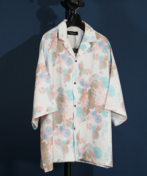 unrelaxing（アンリラクシング）の「ビッグシルエット総柄開襟アロハシャツ（シャツ/ブラウス・メンズ・その他21/オフホワイト/ホワイト×グレー/ホワイト×ピンク/ホワイト系その他2/ホワイト系その他4/ホワイト系3/ホワイト系5/ブラック×ブラック/ブラック系その他/ブラック×パープル/ダークブラック/ブラック×ブルー/ブラック×ピンク/ブラック系その他3/ブラック系その他5/ブラック系2/ブラック系4/ライトグレー系1/ライトグレー系3/アッシュグレー/グレー系その他6/ライトブラウン/ブラウン系その他2/ブラウン系3/クリーム/ナチュラル/ベージュ系その他3/ベージュ系その他5/ベージュ系1/ベージュ系3/アイボリー系/アイボリー系7/アイボリー系9/その他12/ダークグリーン系8/カーキ系2/グリーン系1/グリーン系3/ライトグリーン系/ライトグリーン系7/ブルー/スカイブルー系1/スカイブルー系3/スカイブルー系8/ブルー系その他7/ネイビー系/ネイビー系2/ネイビー系7/ブルー系2/ブルー系4/パープル系その他3/パープル系2/イエロー系2/イエロー系4/ピンク系6/ワイン系/その他4/その他7/その他9/B/G/I/アイボリー/ホワイト×レッド/ホワイト×ブルー/ホワイト×ブラック/ホワイト系その他5/ホワイト系その他6/ホワイト系その他7/ホワイト系/ホワイト系1/ホワイト系2/ブラック/ブラック×レッド/ブラック×グリーン/ブラック系その他2/ブラック系5/ブラック系6/ブラック系7/ブラック系8/ブラック系9/グレー系その他/グレー系2/グレー系3/グレー系4/チョコ/ブラウン系その他/ブラウン系その他4/ブラウン系/ブラウン系1/ブラウン系2/アイボリー系2/アイボリー系3/アイボリー系4/アイボリー系5/ダークグリーン系9/オリーブ系/オリーブ系1/その他14/その他15/その他16/ライトグリーン系2/ライトグリーン系3/ライトグリーン系4/ライトグリーン系5/ライトグリーン系6/サックスブルー/ライトブルー/ブルー系その他2/ブルー系その他3/ブルー系その他4/ブルー系その他5/ブルー系その他6/ネイビー系3/ネイビー系4/ネイビー系5/ネイビー系6/その他17/パープル系3/パープル系5/イエロー系6/イエロー系7/ピンク系その他/レッド系/レッド系1/レッド系2/レッド系3/その他/その他6/K/L/M/N/イエロー系8/ブルー系6/その他18/ホワイト/ライトホワイト/ホワイト系その他/ホワイト×パープル/ホワイト系その他3/ホワイト系4/ホワイト系6/ブラック×ホワイト/ライトブラック/ブラック×カーキ/ブラック×ベージュ/ブラック系その他4/ブラック系その他6/ブラック系1/ブラック系3/ライトグレー/ライトグレー系/グレー系その他7/グレー系1/ブラウン/ダークブラウン/ブラウン系その他3/ベージュ系その他/ベージュ系その他2/ベージュ系その他4/ベージュ系/ベージュ系2/アイボリー系1/アイボリー系6/アイボリー系8/ライトグリーン/グリーン/ダークグリーン系/その他13/ダークグリーン系7/グリーン系/グリーン系2/ライトグリーン系1/ライトグリーン系8/ダークネイビー/スカイブルー系/スカイブルー系2/スカイブルー系9/ネイビー系1/ネイビー系8/ブルー系3/ブルー系5/パープル系その他/パープル系その他2/パープル系1/イエロー系3/イエロー系5/ピンク/ピンク系/ピンク系5/ピンク系7/レッド系4/ワイン系1/その他8/その他10/A/H/J/O/その他19/ホワイト系7/ホワイト系8/ホワイト系9/クリアブラック/ブラックミックス/ブラック×イエロー/ブラック×グレー/ブラック系その他7/ブラック系/ライトグレー系4/ライトグレー系5/ライトグレー系6/グレー系その他2/グレー系その他3/グレー系その他4/グレー系その他5/その他11/モカ/ベージュ/ベージュ系その他6/ベージュ系その他7/ベージュ系4/ミント/ダークグリーン系1/ダークグリーン系2/ダークグリーン系3/ダークグリーン系4/カーキ系/カーキ系1/グリーン系その他/グリーン系その他2/グリーン系その他3/グリーン系4/グリーン系5/グリーン系6/グリーン系7/インディゴブルー/コバルトブルー/ダークブルー/ネイビー/スカイブルー系4/スカイブルー系5/スカイブルー系6/スカイブルー系7/ブルー系その他/ブルー系/ブルー系1/パープル/イエロー/イエロー系/イエロー系1/ピンク系1/ピンク系2/ピンク系3/ピンク系4/ローズ系/その他1/その他2/その他3/その他5/C/D/E/F/ローズ系1/ブルー系8/ブルー系7/ネイビー系9/P・FREE）」の16枚目の写真