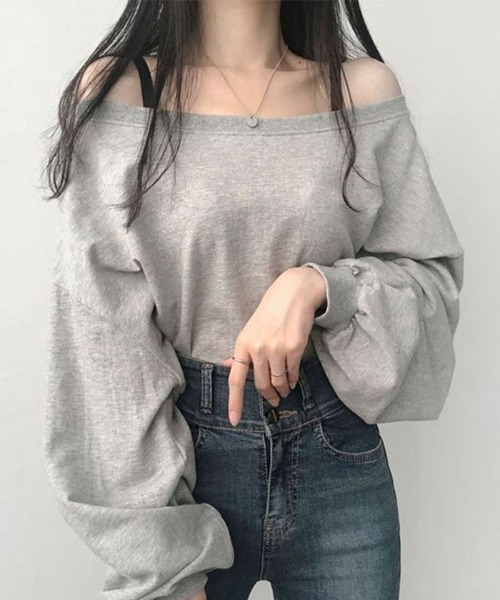 VIVID LADY(ビビッドレディー)の「オフショルダートレーナー トップス(Tシャツ/カットソー・レディース・アイボリー/ホワイト系その他/グレー/ブルー/ブラック/レッド・FREE)」の11枚目の写真