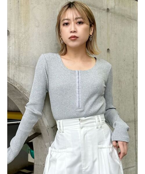 MURUA（ムルーア）の「ホックテープボディスーツ（Tシャツ/カットソー