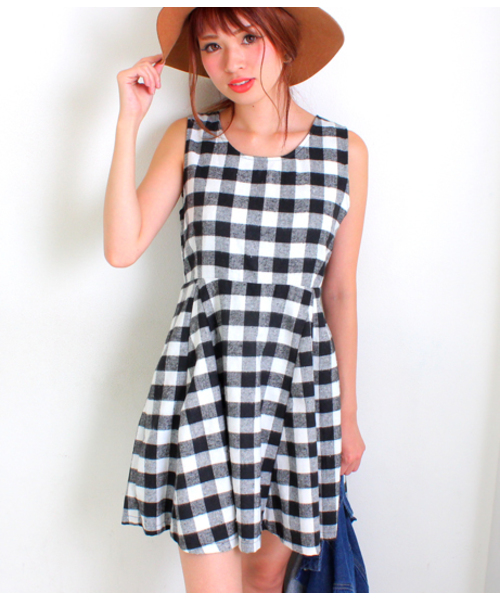 Chille anap（チルアナップ）の「ANAP/アナップ CHILLE 起毛チェックワンピース（ワンピース・レディース・ホワイト/レッド/グレー・FREE）」の9枚目の写真