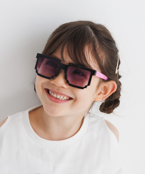 BAYFLOW（ベイフロー）の「[UVカット]ピクセルサングラス（KIDS）（サングラス・キッズ・グレー/ブルー/グリーン/ピンク・FREE）」の4枚目の写真