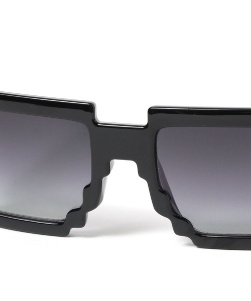 BAYFLOW（ベイフロー）の「[UVカット]ピクセルサングラス（KIDS）（サングラス・キッズ・グレー/ブルー/グリーン/ピンク・FREE）」の8枚目の写真