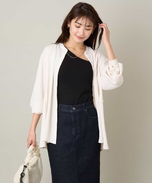 a.v.v(アーヴェヴェ)の「カップ付きアシメタンクトップ(Tシャツ/カットソー・レディース・ベージュ/ブラック・38/36)」の10枚目の写真