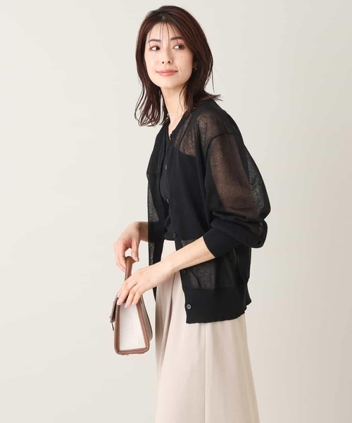 a.v.v(アーヴェヴェ)の「カップ付きアシメタンクトップ(Tシャツ/カットソー・レディース・ベージュ/ブラック・38/36)」の13枚目の写真