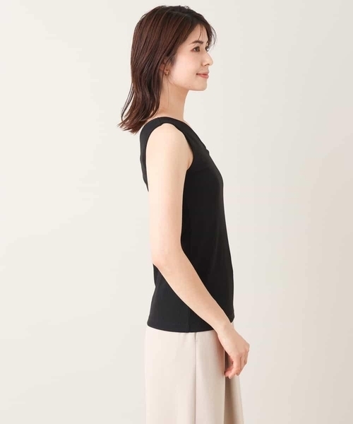 a.v.v(アーヴェヴェ)の「カップ付きアシメタンクトップ(Tシャツ/カットソー・レディース・ベージュ/ブラック・38/36)」の21枚目の写真