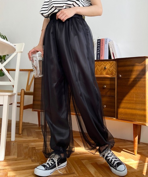 moment+(モーメントプラス)の「チュールレースバルーンパンツ(その他パンツ・レディース・チャコールグレー/アイボリー/ブラック/ピンク・M)」の7枚目の写真