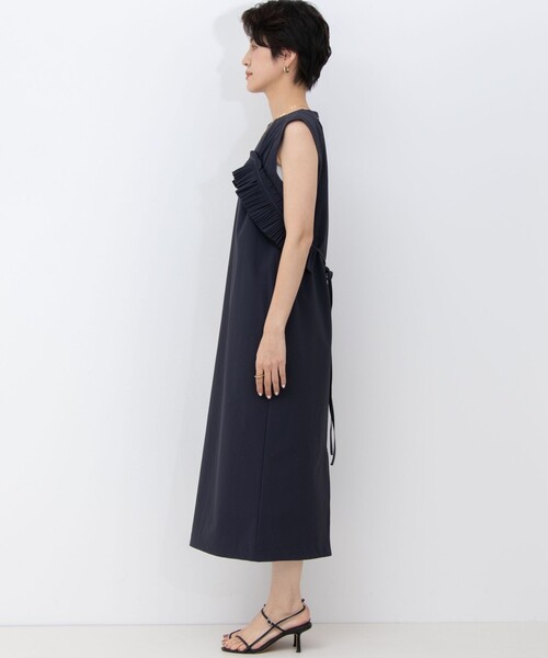 NOLLEY’S(ノーリーズ)の「【MARILYN MOON/マリリーンムーン】タフタラッフルディティールドレス(ワンピース・レディース・ネイビー/ブラック・38)」の20枚目の写真