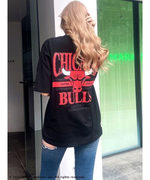 NBA(エヌビーエー)の「NBA BACKグラフィックTシャツ(Tシャツ/カットソー・レディース・ブラック/オフホワイト/ライム・FREE)」の4枚目の写真
