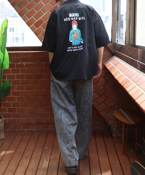 Red Cap Girl（レッドキャプガール）の「RedCapGirlバック刺繍ルーズ半袖シャツ（シャツ/ブラウス・メンズ・ホワイト/ブルー/ライトグレー/ブラック・LARGE/MEDIUM）」の7枚目の写真