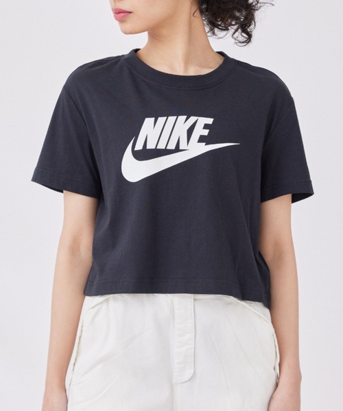 NIKE(ナイキ)の「【NIKE】ナイキ スポーツウェア エッセンシャル クロップドTシャツ ウィメンズ(Tシャツ/カットソー・レディース・ブラック/ホワイト・M/S/L)」の17枚目の写真