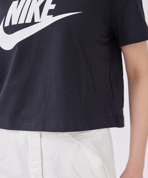 NIKE(ナイキ)の「【NIKE】ナイキ スポーツウェア エッセンシャル クロップドTシャツ ウィメンズ(Tシャツ/カットソー・レディース・ブラック/ホワイト・M/S/L)」の22枚目の写真