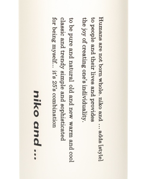 niko and...（ニコアンド）の「オリジナル　ニコロゴウォーターボトル/容量650ml（水筒・レディース・オフホワイト/ブラック・0）」の10枚目の写真