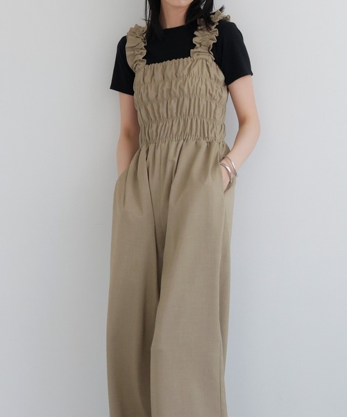 LIAN（リアン）の「フリルオールインワン（つなぎ/オールインワン・レディース・ベージュ/アイボリー/ブラック・FREE）」の6枚目の写真