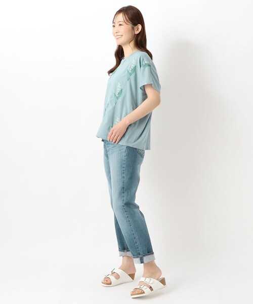 one'sterrace(ワンズテラス)の「刺繍フレンチスリーブプルオーバー スズラン(Tシャツ/カットソー・レディース・アイボリー系8/ブルー系その他7・00)」の3枚目の写真