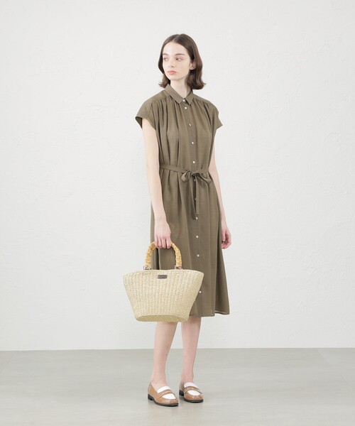 MACKINTOSH PHILOSOPHY(マッキントッシュ フィロソフィー)の「ドライタッチフレンチスリーブワンピース(ワンピース・レディース・ブラック/カーキ・38/36)」の4枚目の写真