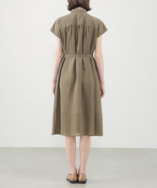 MACKINTOSH PHILOSOPHY(マッキントッシュ フィロソフィー)の「ドライタッチフレンチスリーブワンピース(ワンピース・レディース・ブラック/カーキ・38/36)」の7枚目の写真
