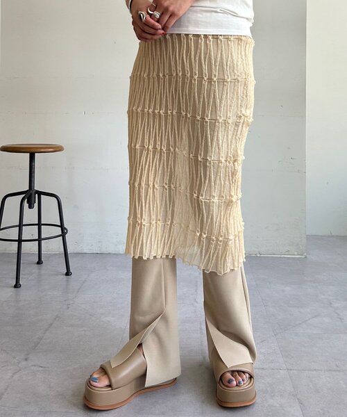 SHENERY(シーナリー)の「ジョーゼットスリムパンツ(その他パンツ・レディース・ブラック/アイボリー・38/36)」の19枚目の写真