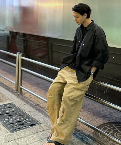 CERCA(チェルカ)の「パラシュートドローコードワイドカーゴパンツ(MI)(カーゴパンツ・メンズ・カーキ/ベージュ/ホワイト/ブラック・LARGE/MEDIUM)」の3枚目の写真