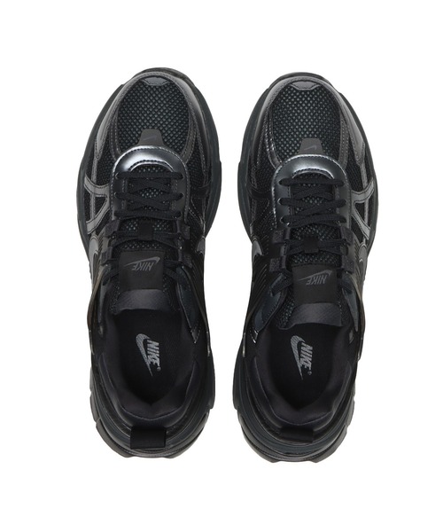 NIKE V2K RUN BLK/DKSKGY 国内発送 セール】V2K RUN HJ4497-001（スニーカー）｜NIKE（ナイキ）の