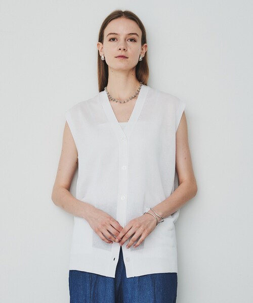 cloenc（クロエンス）の「◆【手洗い可】ハイゲージニットベスト（ベスト・レディース・ベージュ/グレー/オフホワイト・02）」の20枚目の写真