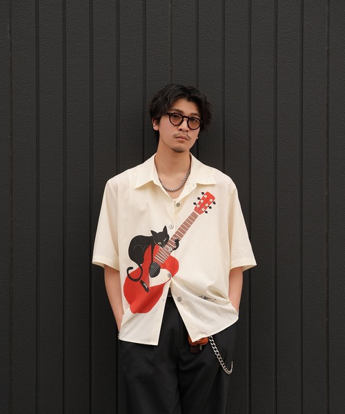 INTERPLAY(インタープレイ)の「【INTERPLAY x TAKERU】アコースティック ニャー 開襟シャツ (ユニセックス)(シャツ/ブラウス・メンズ・ホワイト/ピンク・FREE)」の9枚目の写真