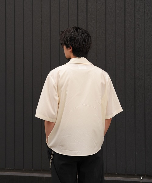 INTERPLAY(インタープレイ)の「【INTERPLAY x TAKERU】アコースティック ニャー 開襟シャツ (ユニセックス)(シャツ/ブラウス・メンズ・ホワイト/ピンク・FREE)」の5枚目の写真