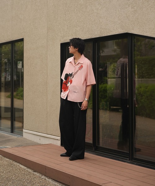 INTERPLAY(インタープレイ)の「【INTERPLAY x TAKERU】アコースティック ニャー 開襟シャツ (ユニセックス)(シャツ/ブラウス・メンズ・ホワイト/ピンク・FREE)」の15枚目の写真