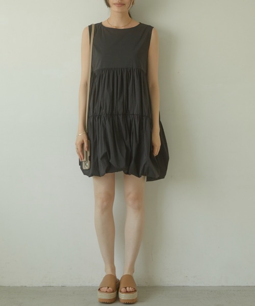 ACYM(アシーム)の「Back tie baloon mini ワンピース(ワンピース・レディース・ブラック/ベージュ・FREE)」の3枚目の写真