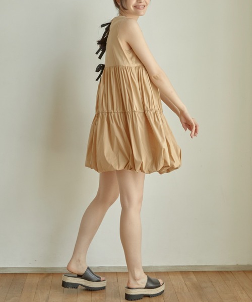 ACYM(アシーム)の「Back tie baloon mini ワンピース(ワンピース・レディース・ブラック/ベージュ・FREE)」の18枚目の写真