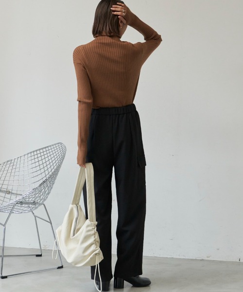 Auntie Rosa Holiday（アンティローザホリデー）の「フィンガーホールリブニットタートル（ニット/セーター・レディース・ブラウン/イエロー/オレンジ/チャコールグレー/ブルー/アイボリー/ブラック・FREE）」の15枚目の写真