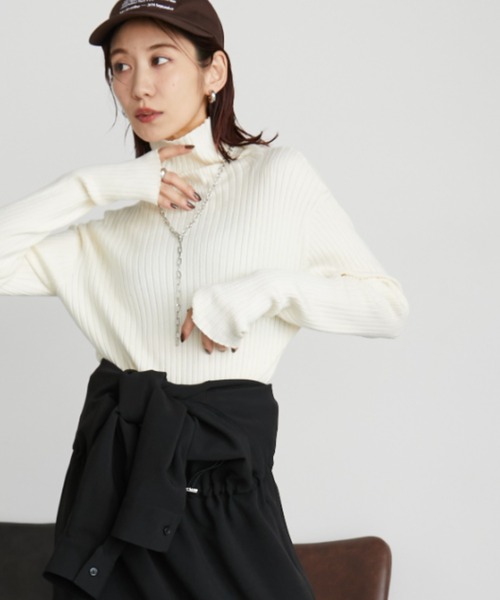 Auntie Rosa Holiday（アンティローザホリデー）の「フィンガーホールリブニットタートル（ニット/セーター・レディース・ブラウン/イエロー/オレンジ/チャコールグレー/ブルー/アイボリー/ブラック・FREE）」の17枚目の写真