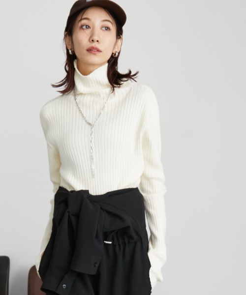 Auntie Rosa Holiday（アンティローザホリデー）の「フィンガーホールリブニットタートル（ニット/セーター・レディース・ブラウン/イエロー/オレンジ/チャコールグレー/ブルー/アイボリー/ブラック・FREE）」の18枚目の写真