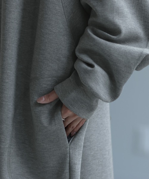 HUG.U(ハグユー)の「ハーフジップワンピース(ワンピース・レディース・グレー/ブラック・FREE)」の17枚目の写真