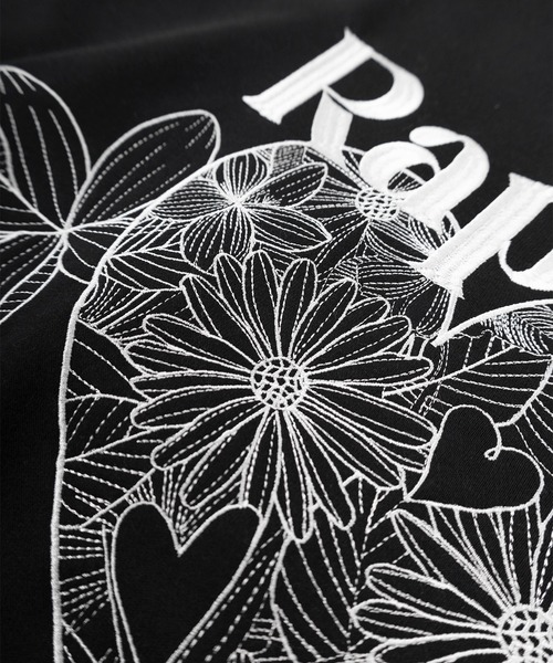 make a ray!(メイク ア レイ!)の「【0】【新柄追加】ネコ & ハート フラワーロゴ 刺繍デザイン クルーネック ラフスウェット/大人こなれ感(スウェット・レディース・ブルー/ブラック/ブラウン/ホワイト/ワイン/アッシュグレー/ブラック系その他・M/L)」の17枚目の写真