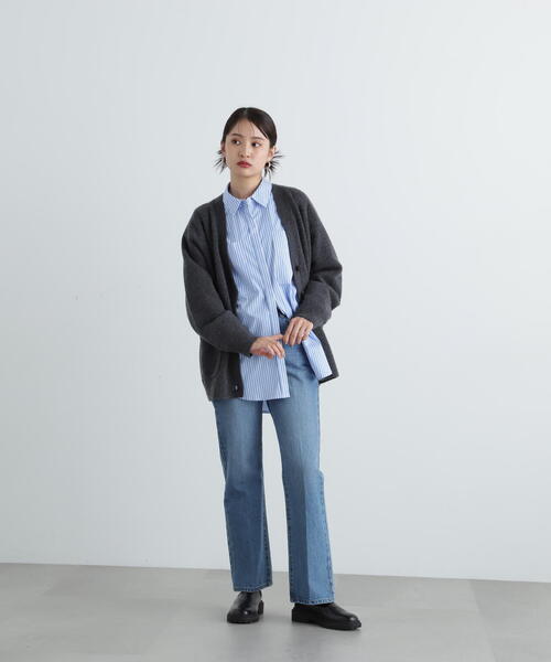 N.（N. Natural Beauty Basic）（エヌエヌナチュラルビューティーベーシック）の「◆ＨＡＭＩＬＴＯＮ　Ｖネックポケットカーディガン（カーディガン/ボレロ・レディース・ライトグレー/杢グレー/ブルー・MEDIUM）」の11枚目の写真