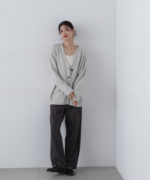 N.（N. Natural Beauty Basic）（エヌエヌナチュラルビューティーベーシック）の「◆ＨＡＭＩＬＴＯＮ　Ｖネックポケットカーディガン（カーディガン/ボレロ・レディース・ライトグレー/杢グレー/ブルー・MEDIUM）」の16枚目の写真