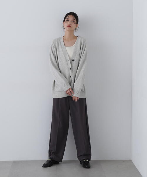 N.（N. Natural Beauty Basic）（エヌエヌナチュラルビューティーベーシック）の「◆ＨＡＭＩＬＴＯＮ　Ｖネックポケットカーディガン（カーディガン/ボレロ・レディース・ライトグレー/杢グレー/ブルー・MEDIUM）」の17枚目の写真