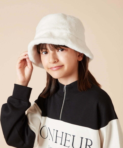 a.v.v（アーヴェヴェ）の「[KIDS]ボアバケットハット（ハット・キッズ・アイボリー/ライトグレー・120）」の16枚目の写真