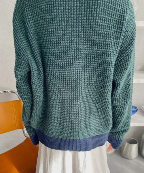 Ada.(エイダ)の「ワッフル編み 配色 ニット カーディガン(カーディガン/ボレロ・レディース・オレンジ/ブラウン/ネイビー・FREE)」の4枚目の写真