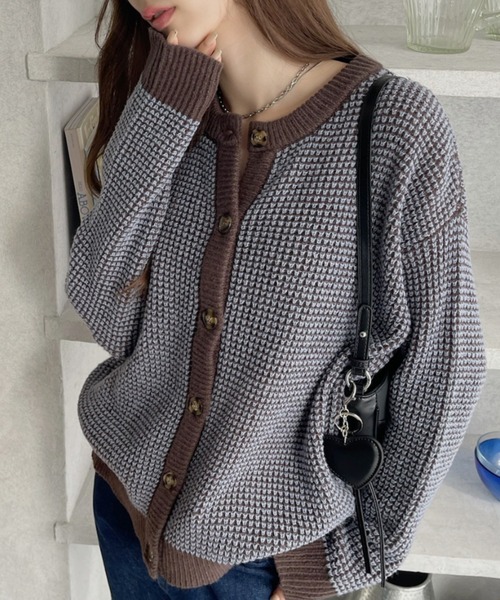 Ada.(エイダ)の「ワッフル編み 配色 ニット カーディガン(カーディガン/ボレロ・レディース・オレンジ/ブラウン/ネイビー・FREE)」の15枚目の写真