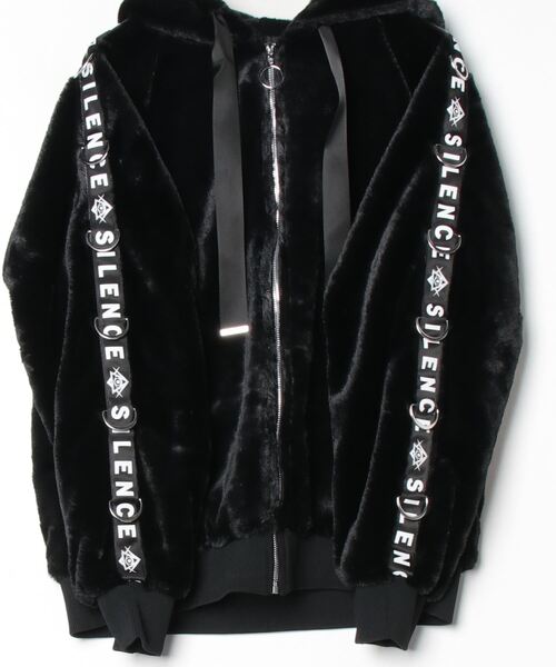 SITRY(シトリー)の「Sleeve Logo Tape Fur Hoodie/オーバーサイズ 袖ロゴテープ フルジップパーカー ファーブルゾン ファージャケット(ブルゾン・メンズ・ブラック/サックスブルー/ホワイト・M/L)」の5枚目の写真