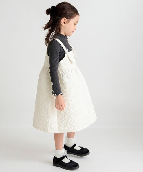BRANSHES（ブランシェス）の「キルティングジャンパースカート（ジャンパースカート・キッズ・アイボリー/カーキ・100/130/110/90/140/120/150）」の6枚目の写真