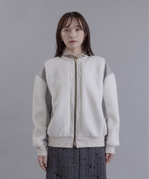 Eimee Law（エイミーロウ）の「パッチワーク 2WAYボアトップス（カーディガン/ボレロ・レディース・ライトグレー/チャコールグレー/アイボリー・FREE）」の15枚目の写真