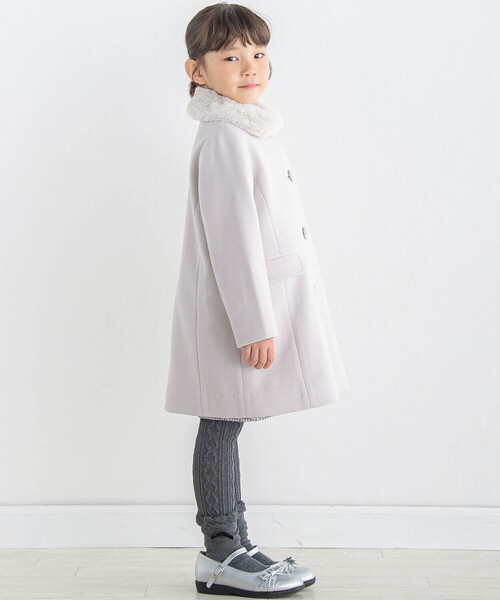 BeBe(ベベ)の「ウールライクくるみボタンファー襟コート(100~160cm)(ステンカラーコート・キッズ・グレー/ネイビー・120cm/150cm/110cm/100cm/140cm/130cm)」の5枚目の写真