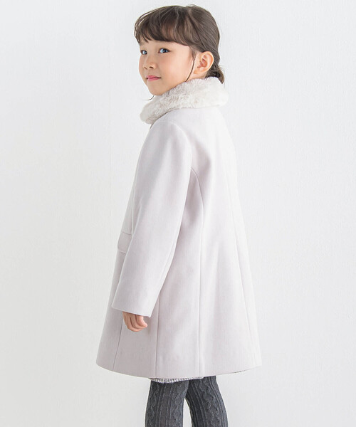 BeBe(ベベ)の「ウールライクくるみボタンファー襟コート(100~160cm)(ステンカラーコート・キッズ・グレー/ネイビー・120cm/150cm/110cm/100cm/140cm/130cm)」の7枚目の写真