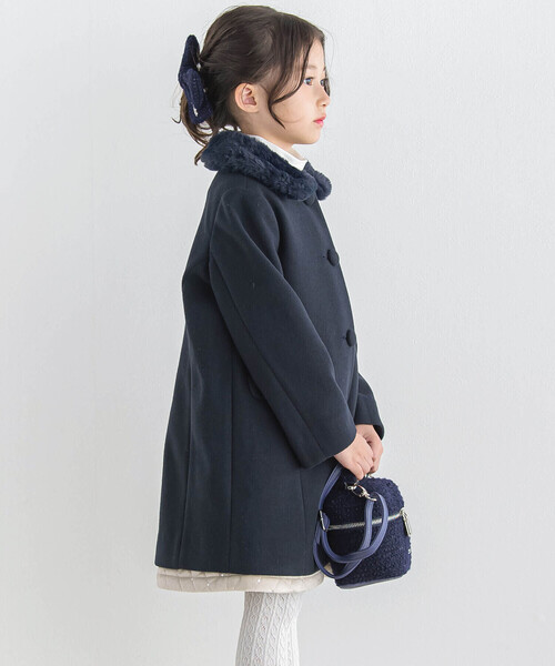 BeBe(ベベ)の「ウールライクくるみボタンファー襟コート(100~160cm)(ステンカラーコート・キッズ・グレー/ネイビー・120cm/150cm/110cm/100cm/140cm/130cm)」の9枚目の写真
